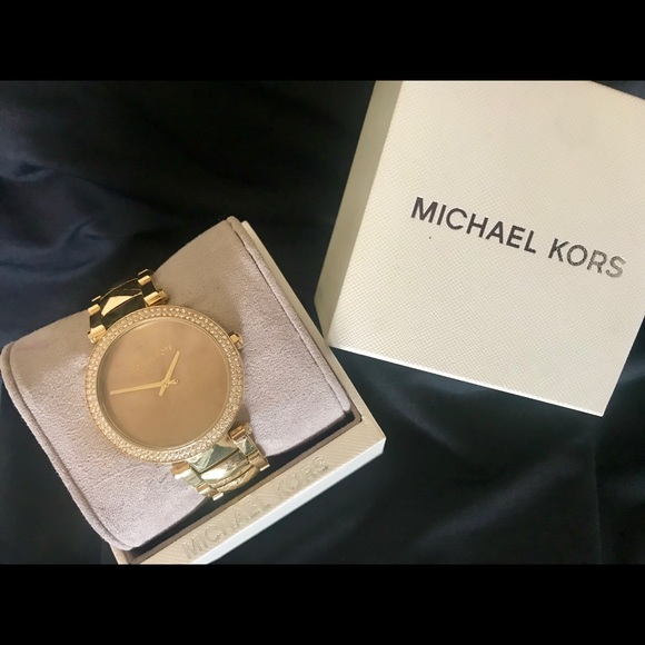 Never worn Micheal Kors Watch - Picture 1 of 2